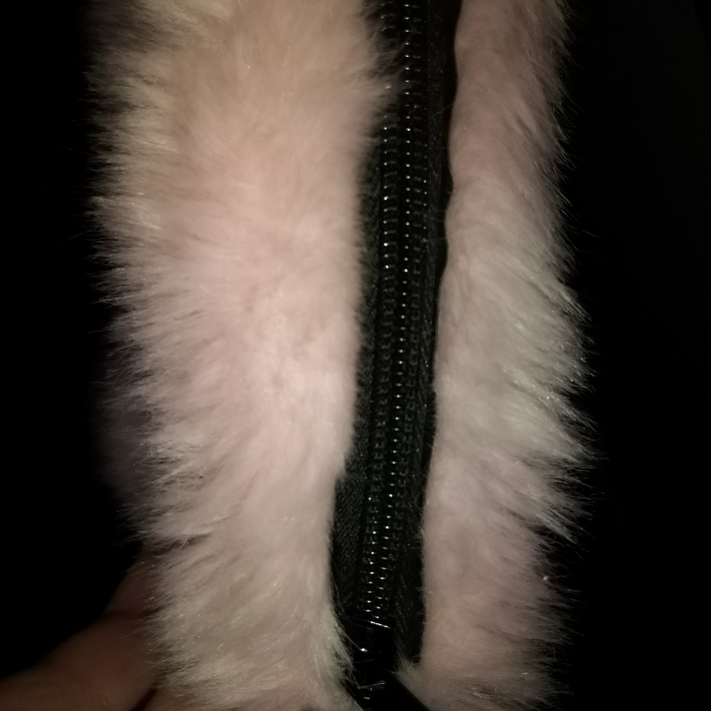 Makeup pouch - Picture 2 of 2